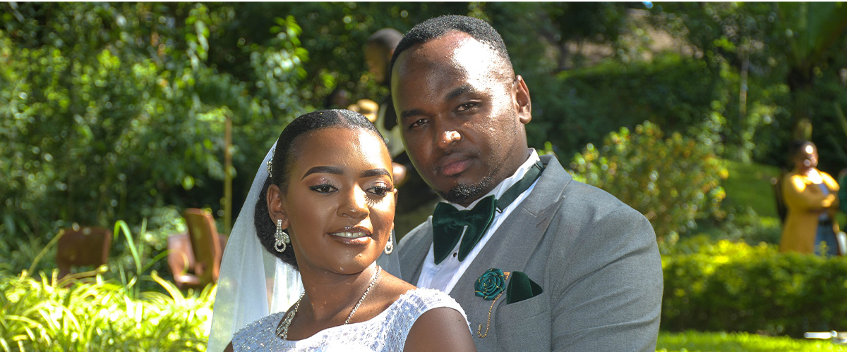 Grace weds Dennis